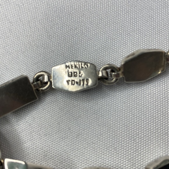 Taxco Mexican 925 bracelet with multiple stones - Picture 4 of 5